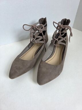 Women's Lace-Up Pointed Toe Flats in Taupe Size 11